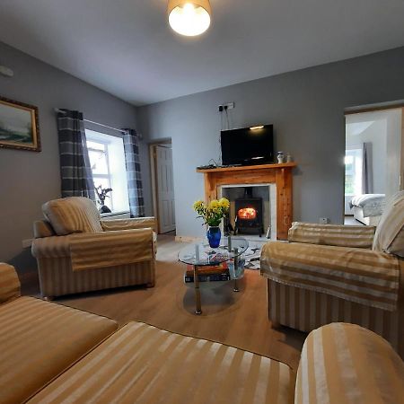 Conneelys Cottage, Connemara, Clifden, H71Y096 Εξωτερικό φωτογραφία
