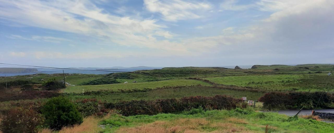 Conneelys Cottage, Connemara, Clifden, H71Y096 Εξωτερικό φωτογραφία